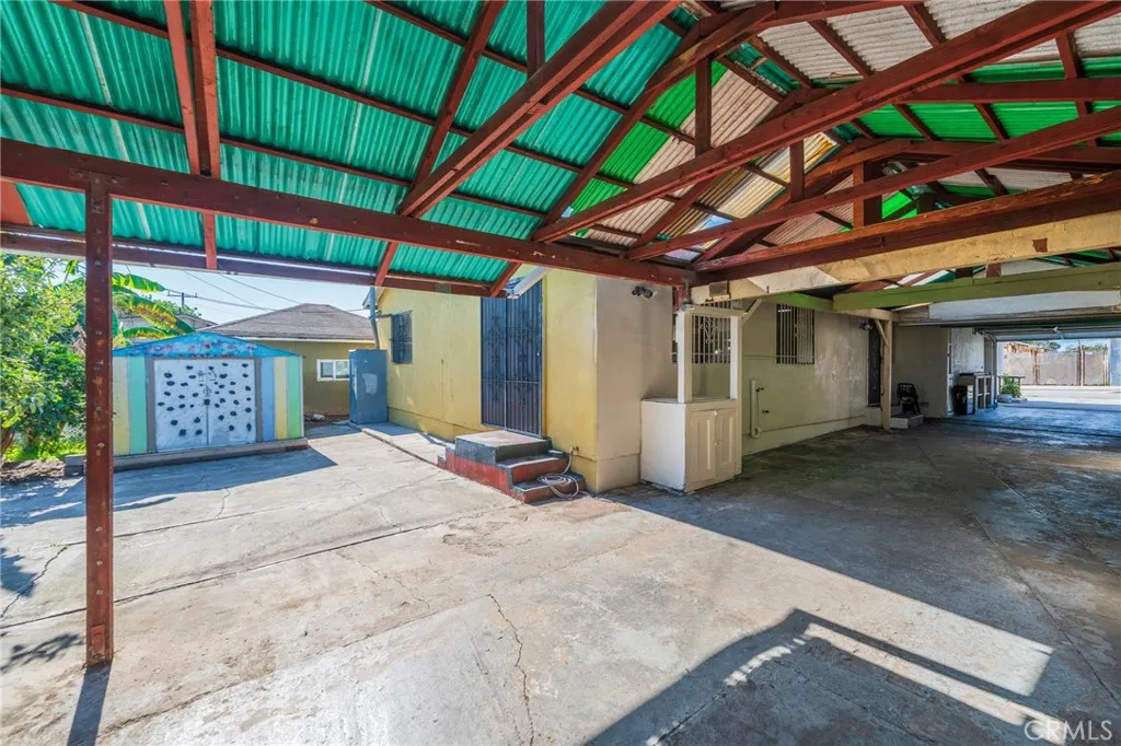 13022 S Budlong Avenue, Gardena, California 90247 home-pic-36